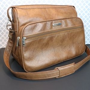 Vintage Samsonite Shoulder Carry-on or Overnight Bag Retro 60s-70s World Travel.